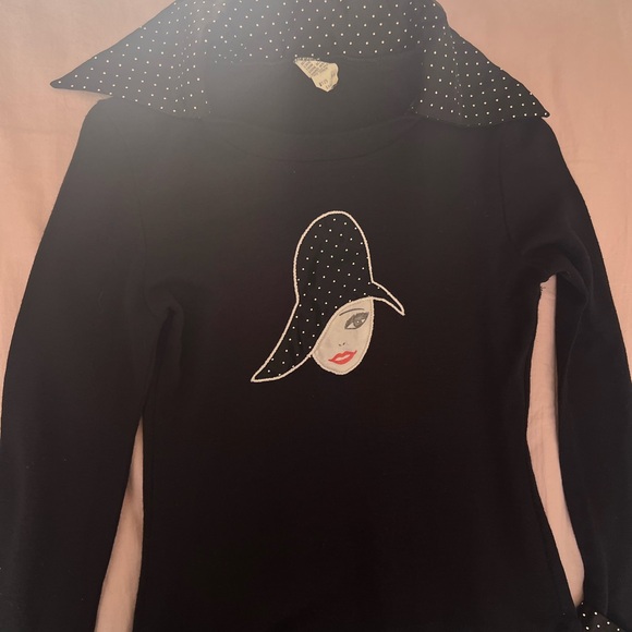 Black and White Polka Y2K Euro inspiredLong Sleeve Top with Artistic Face Design - Picture 3 of 5